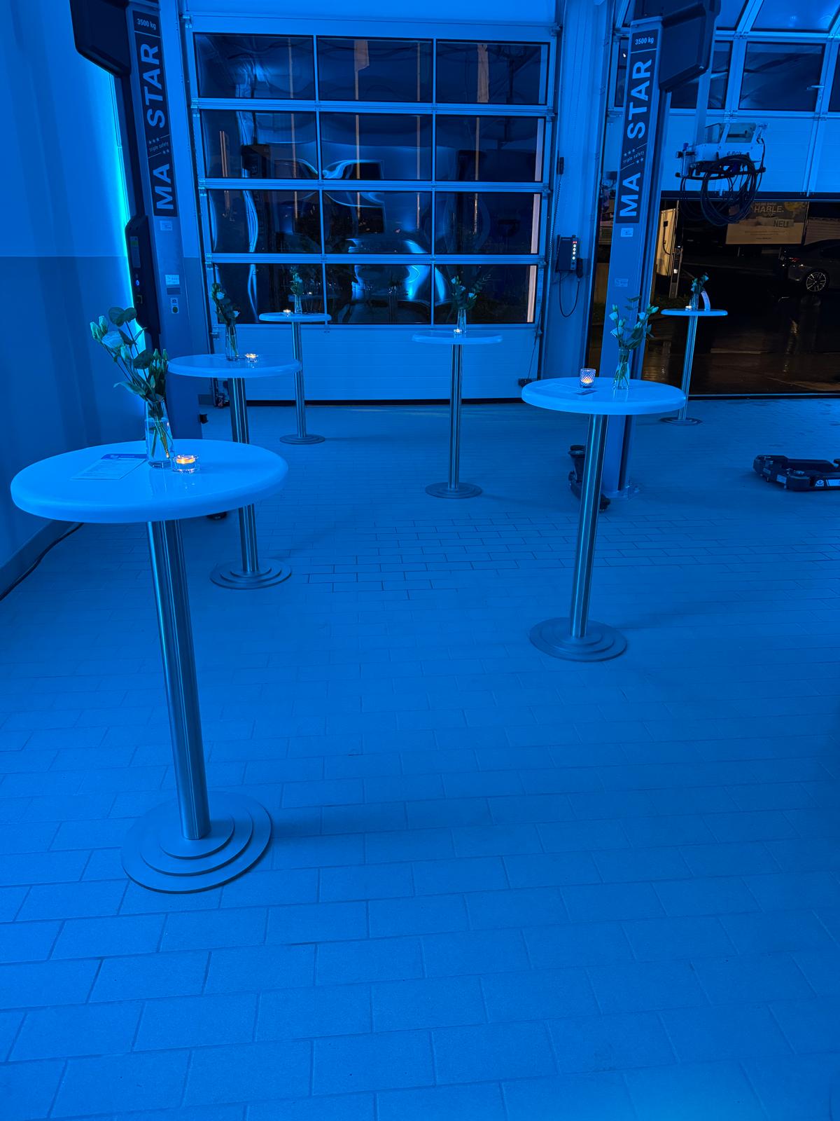 Stehtisch mit Rundsockel, Höhe: 1,10m, rund, weiß: "ADAM" Platte 0,80m; "GALA" Platte 0,60 cm. – Bild 9