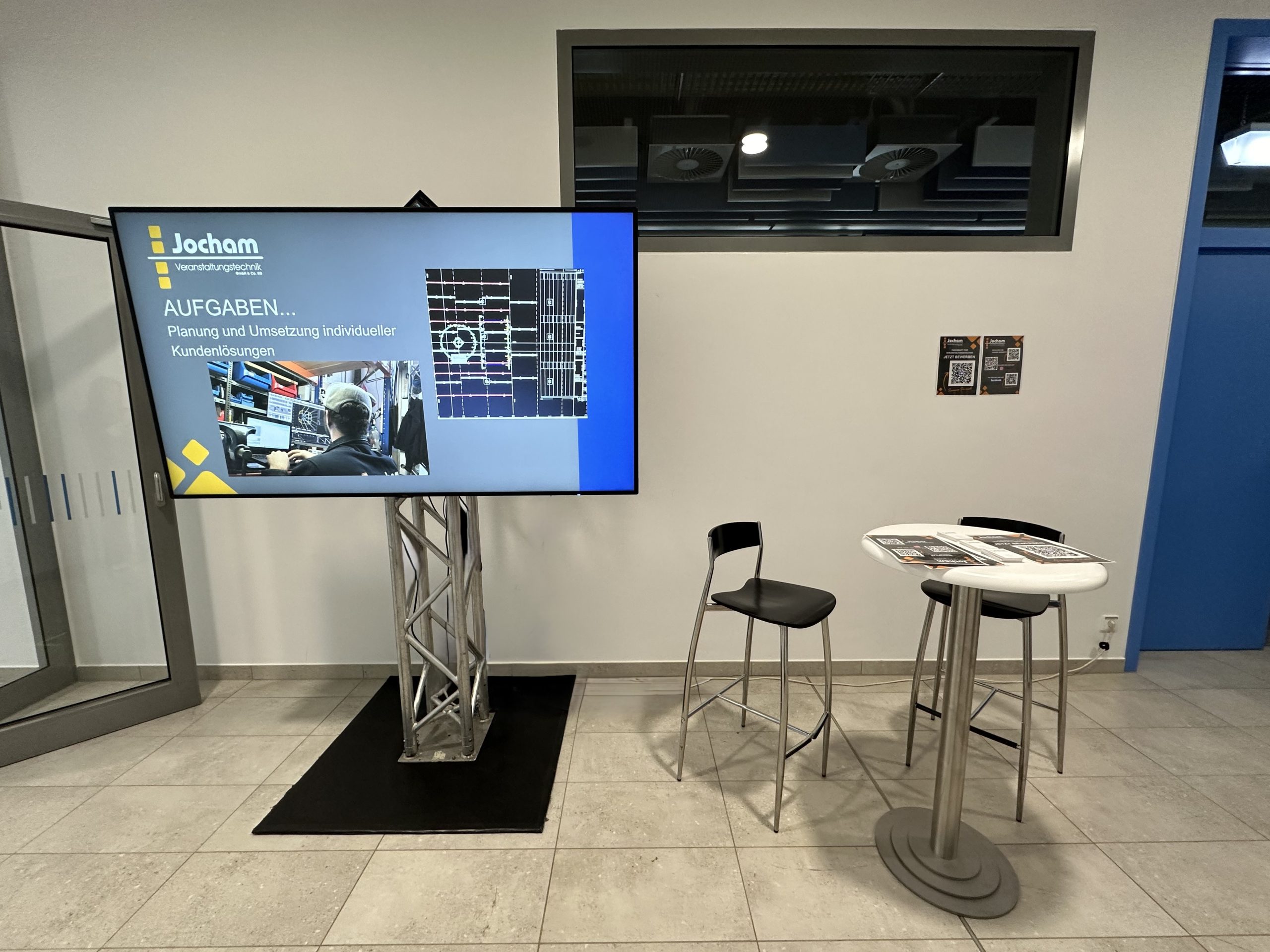 Barhocker "FLEX", Holz/Chrom, mit Lehne, schwarz – Bild 11