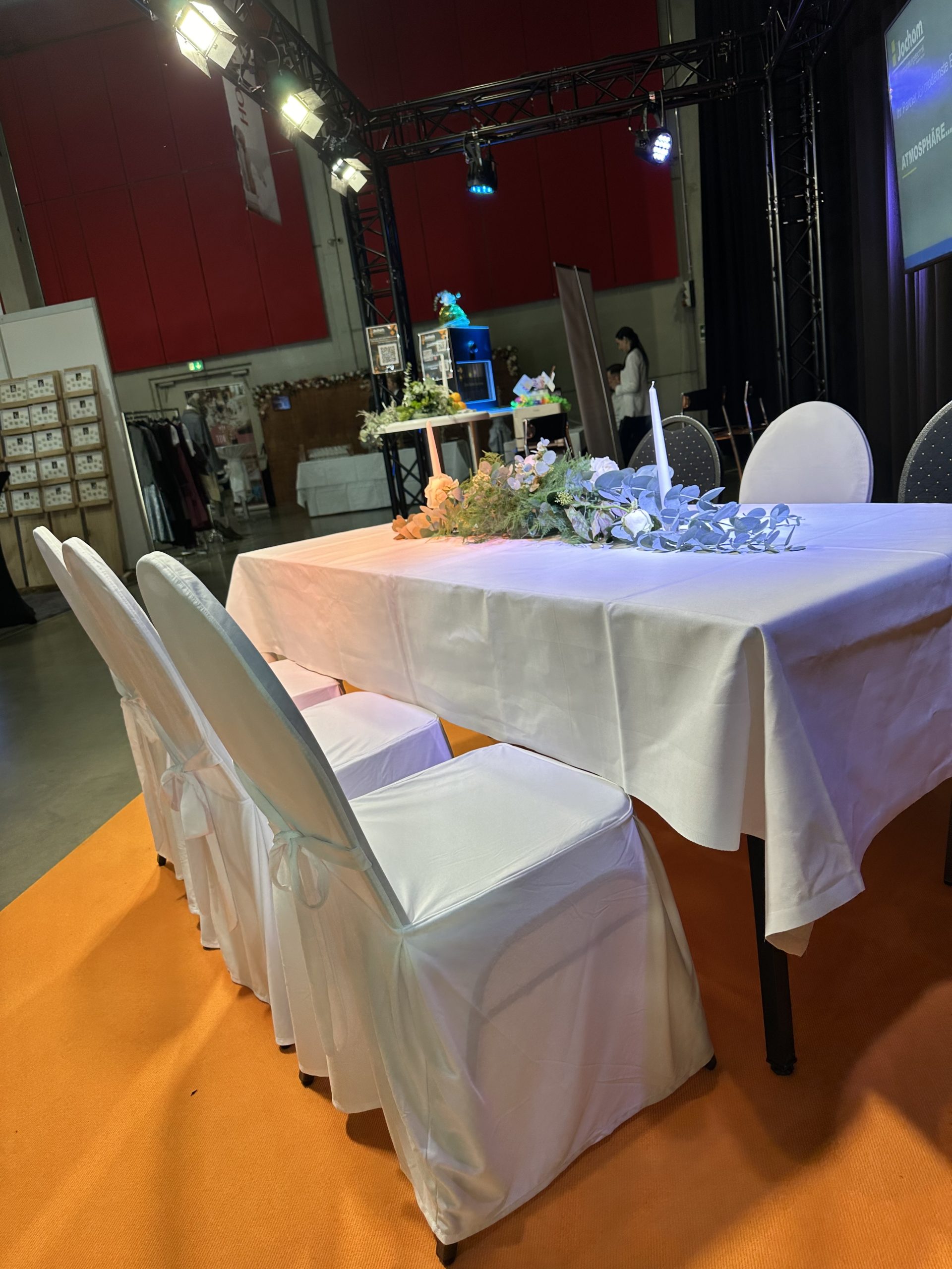 Tischdecke "PHIL" 2,40m x 1,40m, weiß – Bild 5